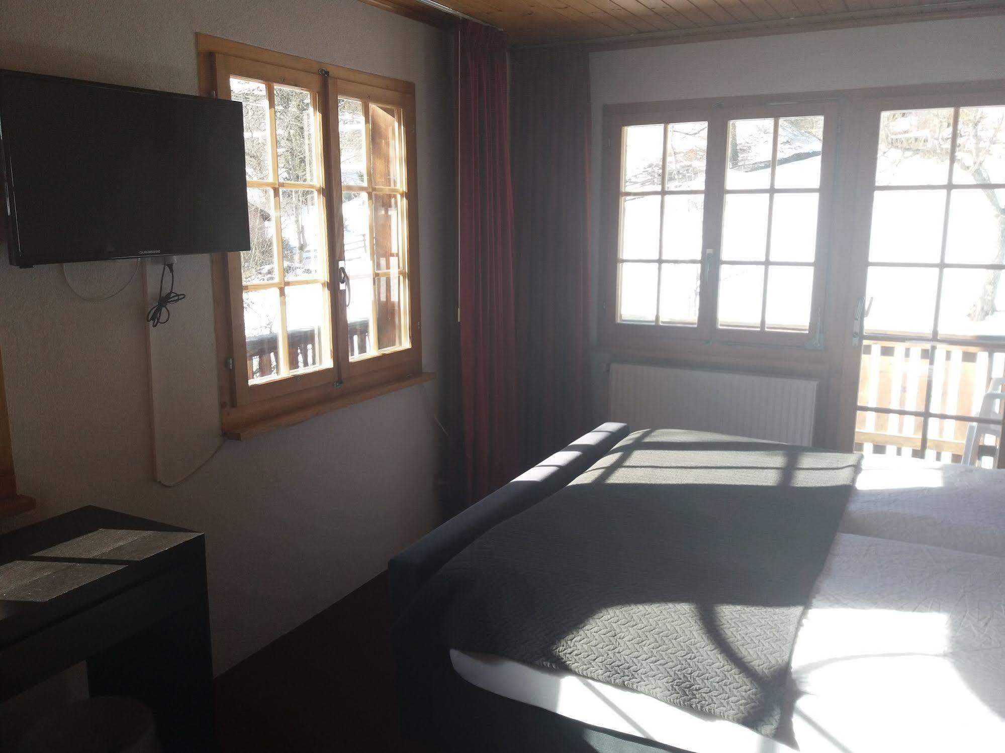 Hotel Schmitta Fiesch Eksteriør billede